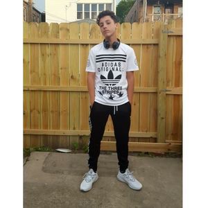 Meet your Posher, Angelo